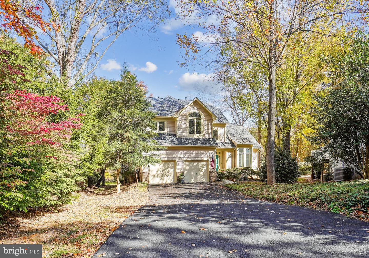 1145 WATER POINTE LN, RESTON, Virginia 20194, 4 Bedrooms Bedrooms, ,3 BathroomsBathrooms,Residential,For sale,1145 WATER POINTE LN,VAFX2237952 MLS # VAFX2237952