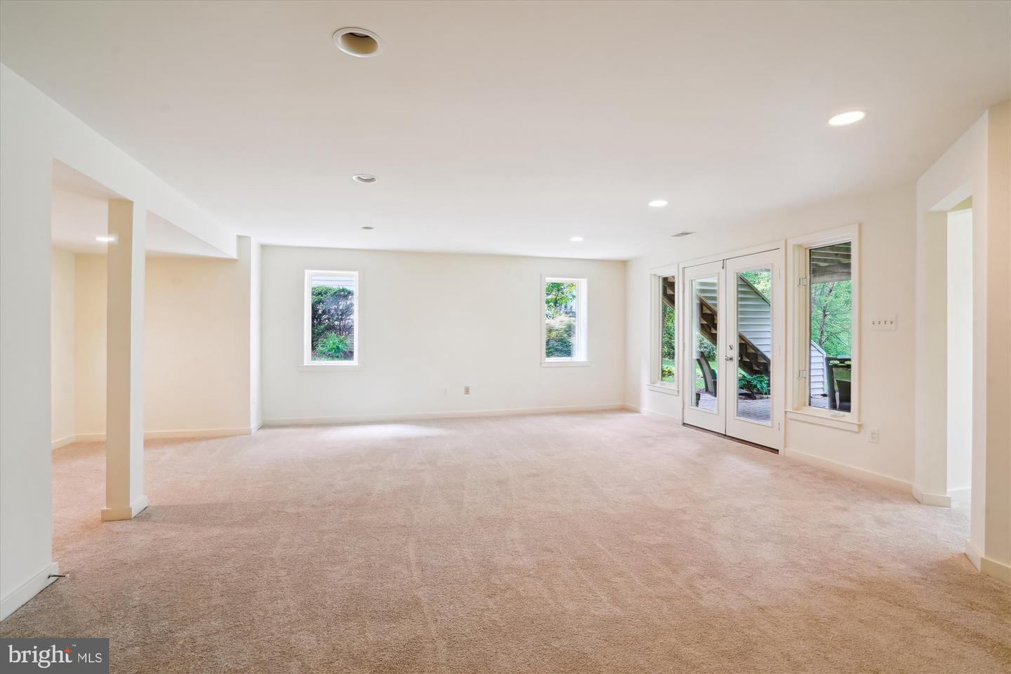 1145 WATER POINTE LN, RESTON, Virginia 20194, 4 Bedrooms Bedrooms, ,3 BathroomsBathrooms,Residential,For sale,1145 WATER POINTE LN,VAFX2237952 MLS # VAFX2237952