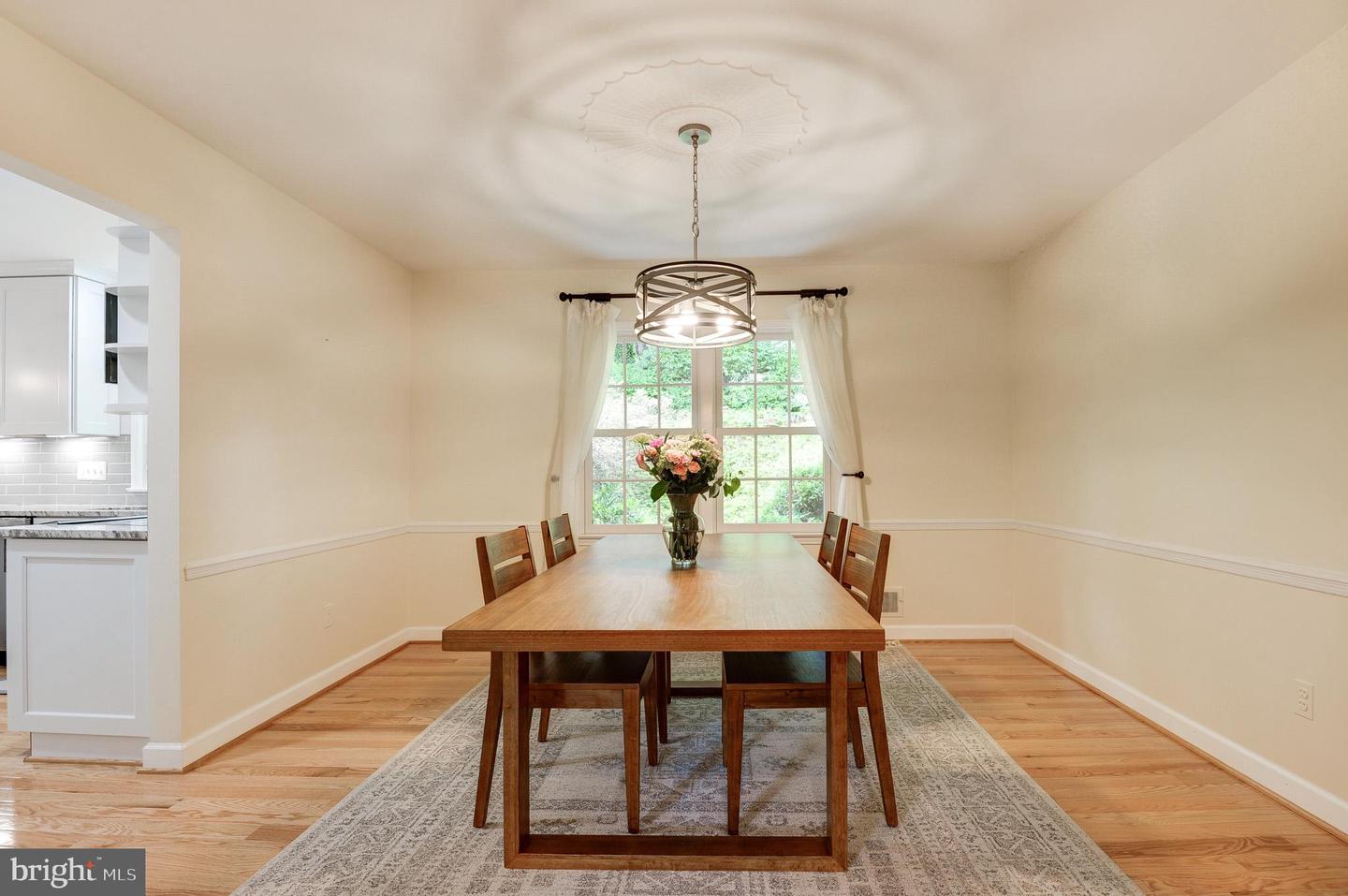 9504 BROOME CT, VIENNA, Virginia 22182, 5 Bedrooms Bedrooms, ,3 BathroomsBathrooms,Residential,For sale,9504 BROOME CT,VAFX2238074 MLS # VAFX2238074