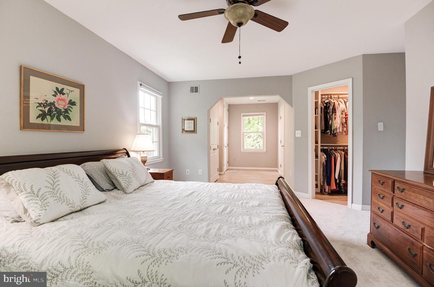 9504 BROOME CT, VIENNA, Virginia 22182, 5 Bedrooms Bedrooms, ,3 BathroomsBathrooms,Residential,For sale,9504 BROOME CT,VAFX2238074 MLS # VAFX2238074