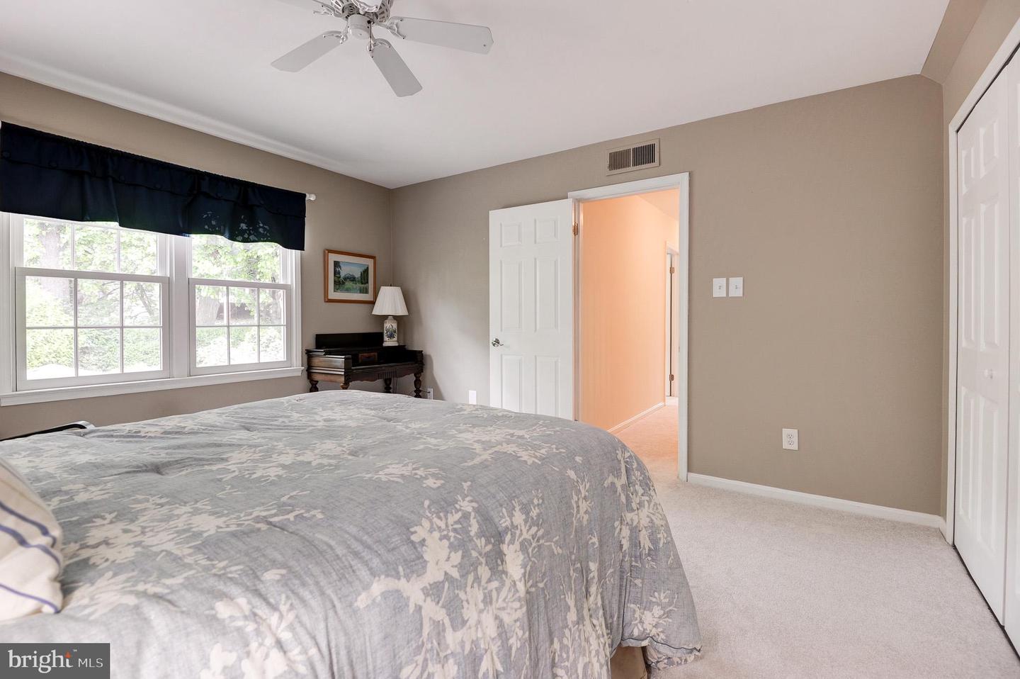 9504 BROOME CT, VIENNA, Virginia 22182, 5 Bedrooms Bedrooms, ,3 BathroomsBathrooms,Residential,For sale,9504 BROOME CT,VAFX2238074 MLS # VAFX2238074