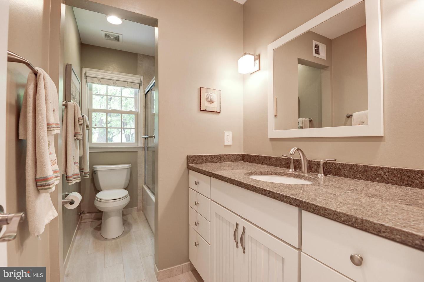 9504 BROOME CT, VIENNA, Virginia 22182, 5 Bedrooms Bedrooms, ,3 BathroomsBathrooms,Residential,For sale,9504 BROOME CT,VAFX2238074 MLS # VAFX2238074