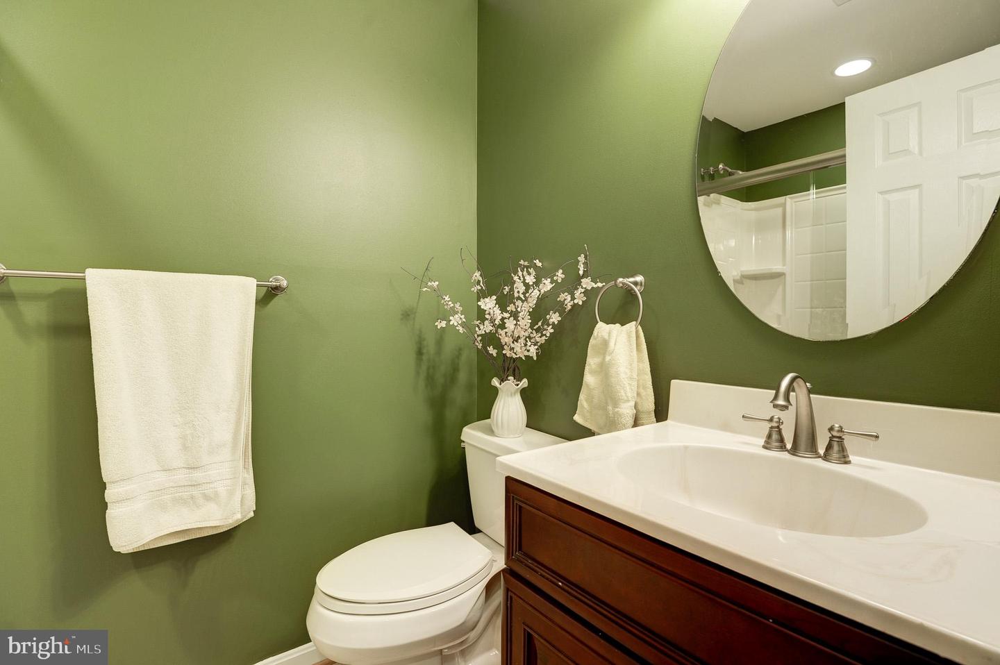 9504 BROOME CT, VIENNA, Virginia 22182, 5 Bedrooms Bedrooms, ,3 BathroomsBathrooms,Residential,For sale,9504 BROOME CT,VAFX2238074 MLS # VAFX2238074