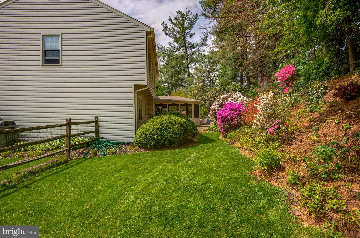 9504 BROOME CT, VIENNA, Virginia 22182, 5 Bedrooms Bedrooms, ,3 BathroomsBathrooms,Residential,For sale,9504 BROOME CT,VAFX2238074 MLS # VAFX2238074