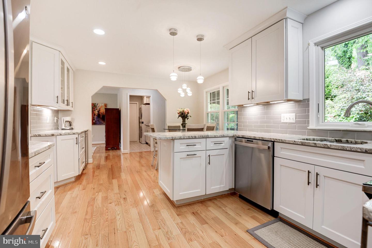 9504 BROOME CT, VIENNA, Virginia 22182, 5 Bedrooms Bedrooms, ,3 BathroomsBathrooms,Residential,For sale,9504 BROOME CT,VAFX2238074 MLS # VAFX2238074