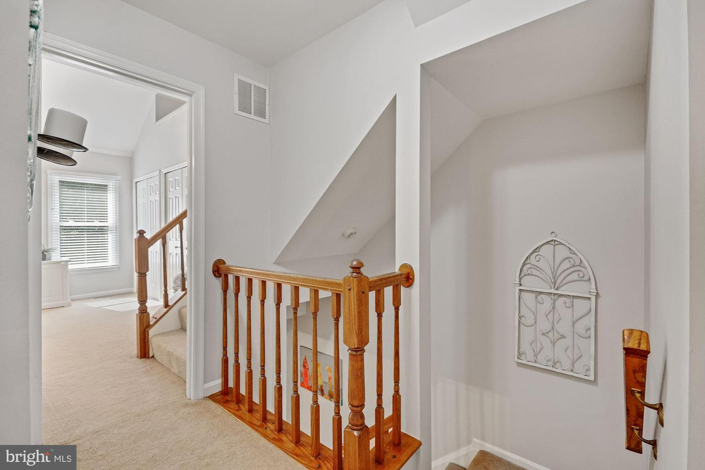 7228 LENSFIELD CT, ALEXANDRIA, Virginia 22315, 3 Bedrooms Bedrooms, ,3 BathroomsBathrooms,Residential,For sale,7228 LENSFIELD CT,VAFX2238076 MLS # VAFX2238076