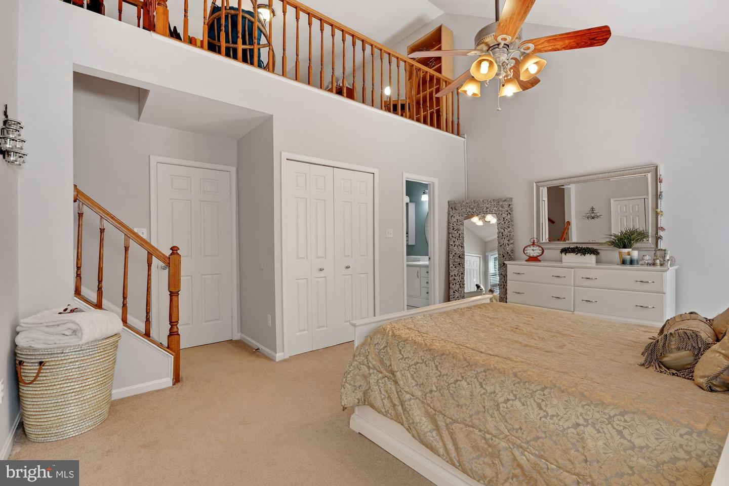 7228 LENSFIELD CT, ALEXANDRIA, Virginia 22315, 3 Bedrooms Bedrooms, ,3 BathroomsBathrooms,Residential,For sale,7228 LENSFIELD CT,VAFX2238076 MLS # VAFX2238076
