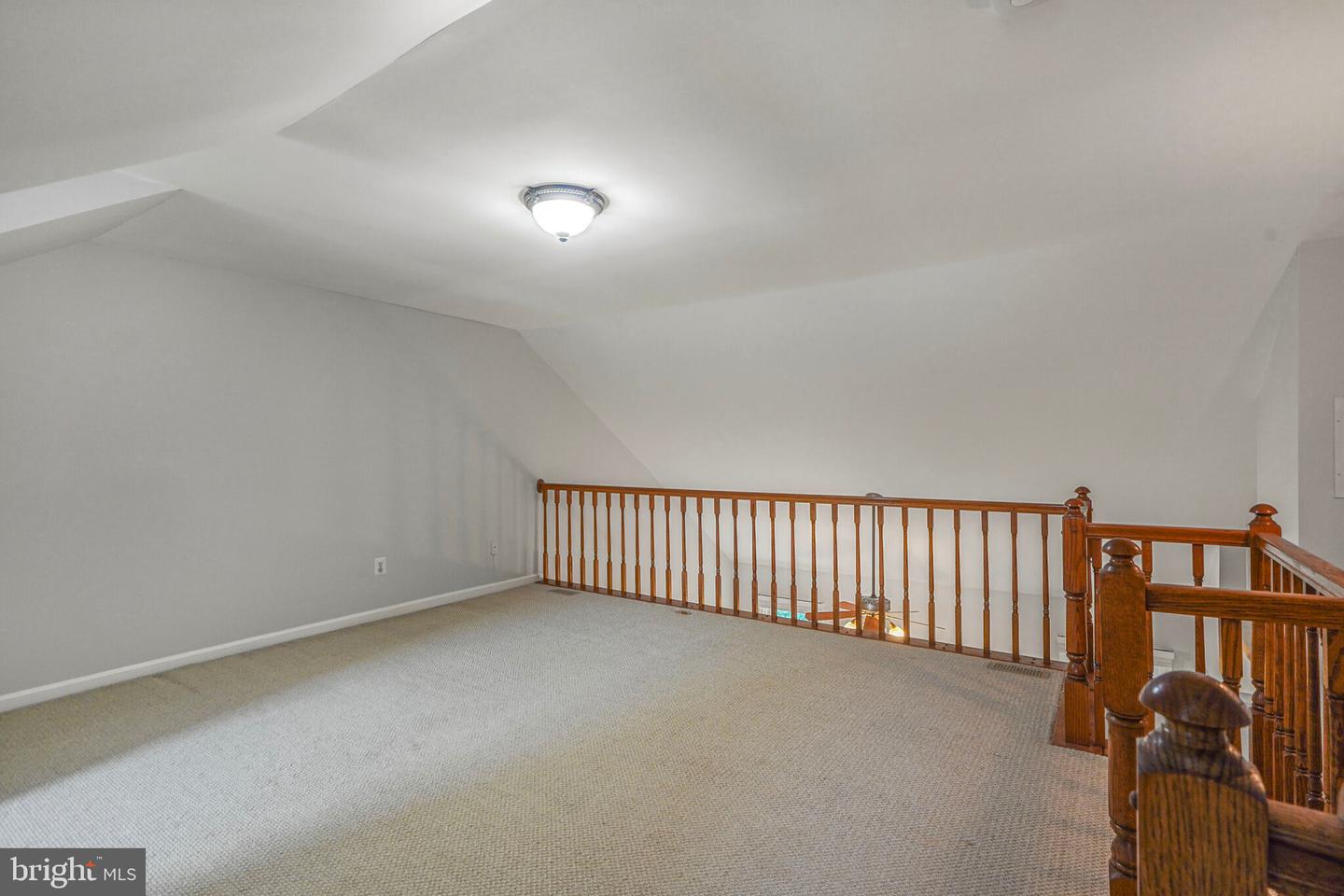 7228 LENSFIELD CT, ALEXANDRIA, Virginia 22315, 3 Bedrooms Bedrooms, ,3 BathroomsBathrooms,Residential,For sale,7228 LENSFIELD CT,VAFX2238076 MLS # VAFX2238076