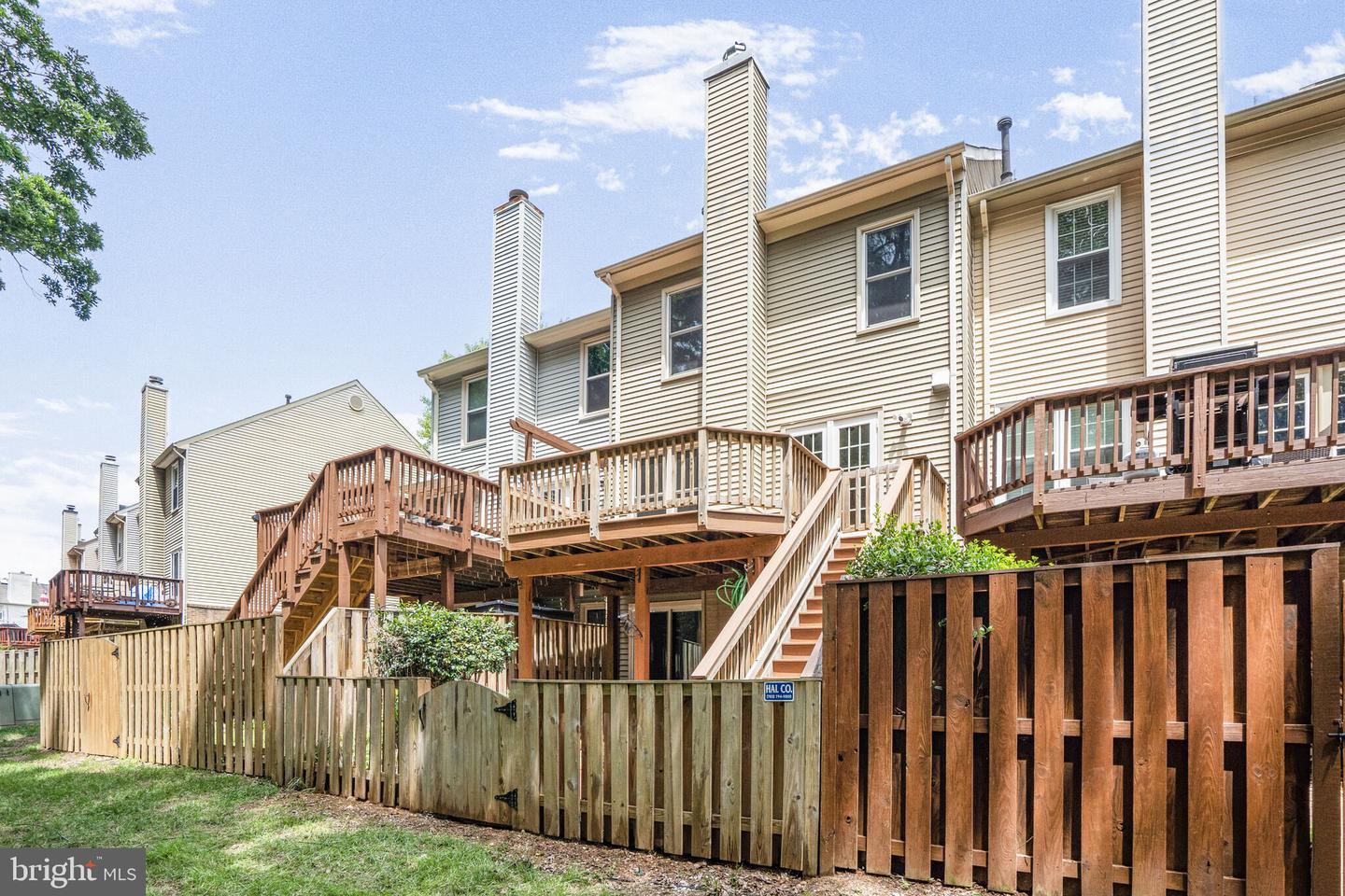 7228 LENSFIELD CT, ALEXANDRIA, Virginia 22315, 3 Bedrooms Bedrooms, ,3 BathroomsBathrooms,Residential,For sale,7228 LENSFIELD CT,VAFX2238076 MLS # VAFX2238076