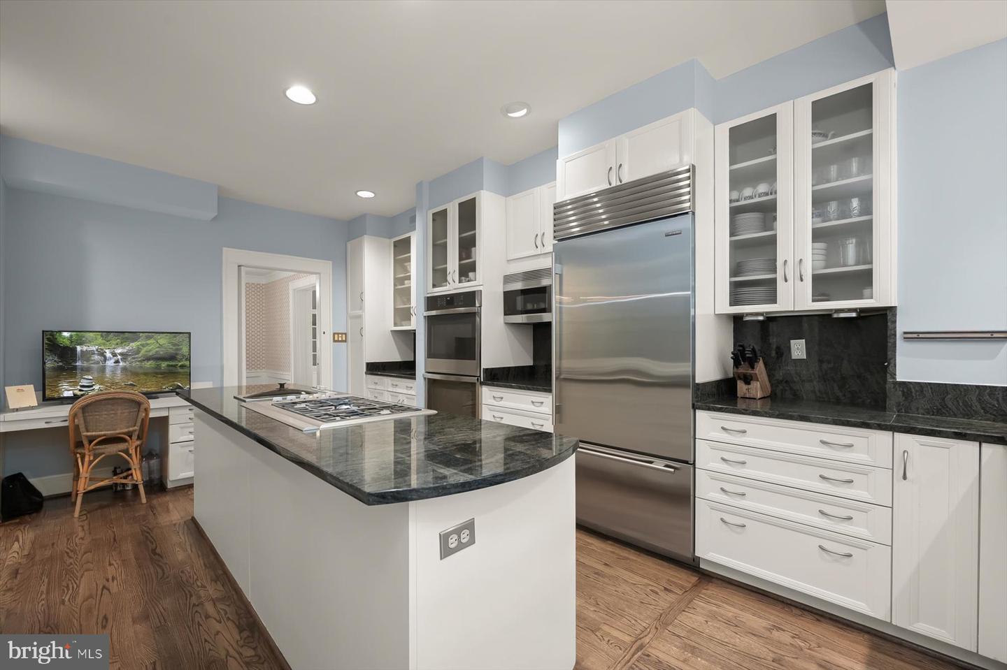 2720 35TH PL NW, WASHINGTON, District Of Columbia 20007, 6 Bedrooms Bedrooms, ,5 BathroomsBathrooms,Residential,For sale,2720 35TH PL NW,DCDC2198656 MLS # DCDC2198656