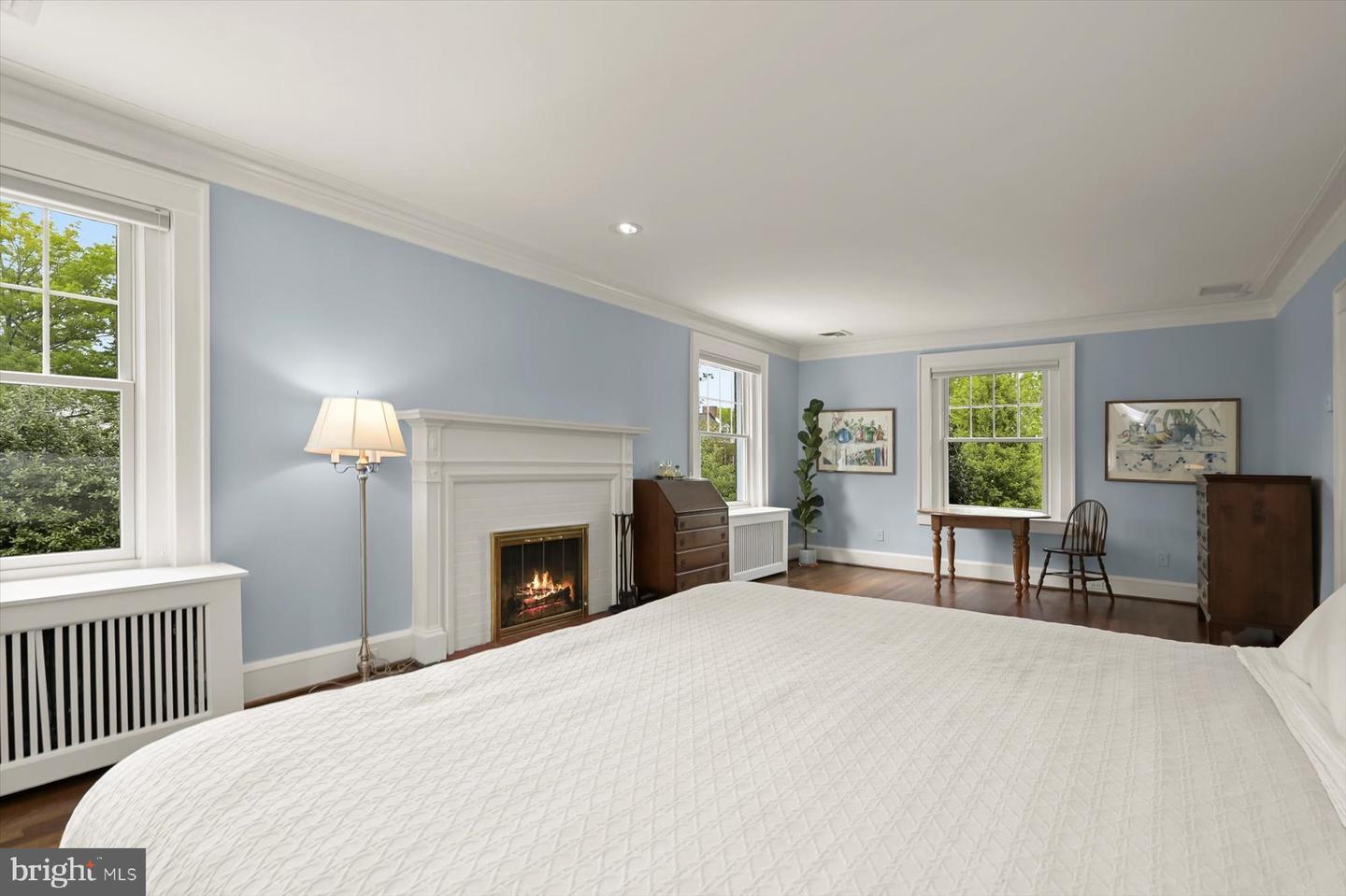 2720 35TH PL NW, WASHINGTON, District Of Columbia 20007, 6 Bedrooms Bedrooms, ,5 BathroomsBathrooms,Residential,For sale,2720 35TH PL NW,DCDC2198656 MLS # DCDC2198656