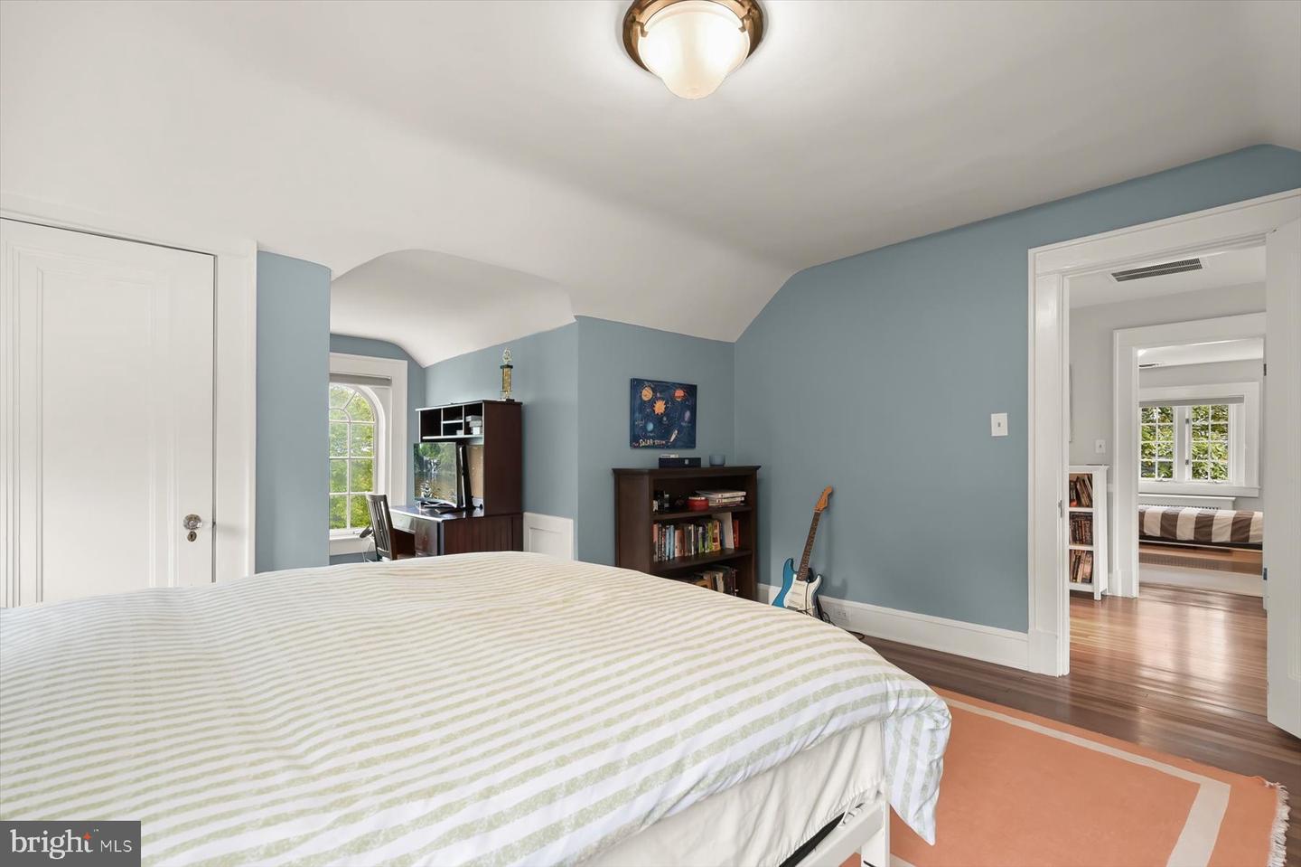 2720 35TH PL NW, WASHINGTON, District Of Columbia 20007, 6 Bedrooms Bedrooms, ,5 BathroomsBathrooms,Residential,For sale,2720 35TH PL NW,DCDC2198656 MLS # DCDC2198656
