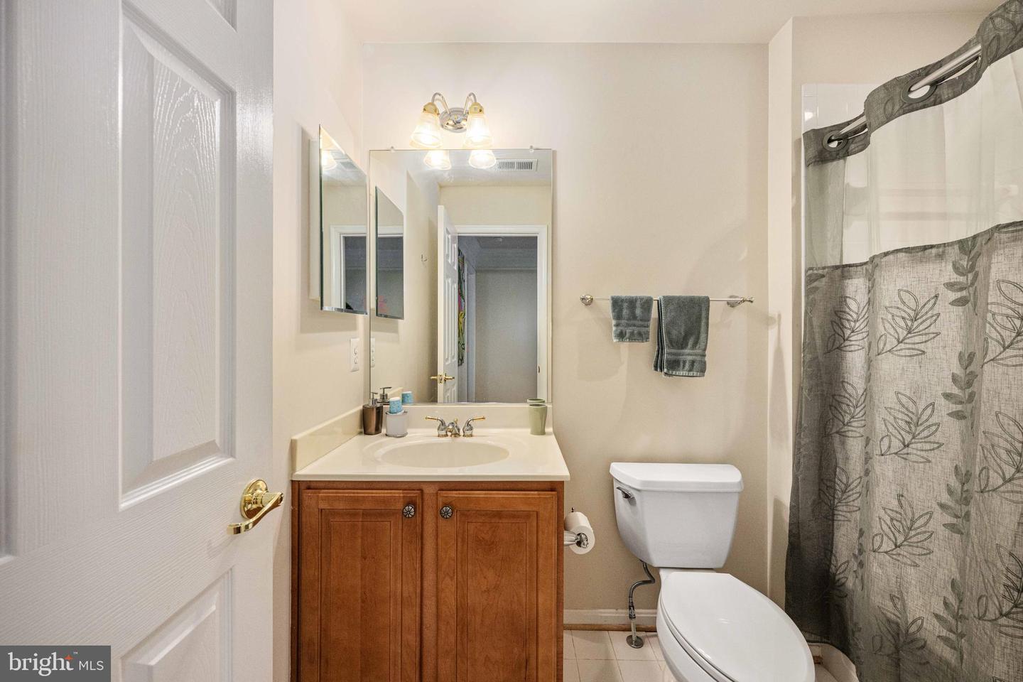 10205 IVERSON AVE, FREDERICKSBURG, Virginia 22407, 4 Bedrooms Bedrooms, ,4 BathroomsBathrooms,Residential,For sale,10205 IVERSON AVE,VASP2032782 MLS # VASP2032782
