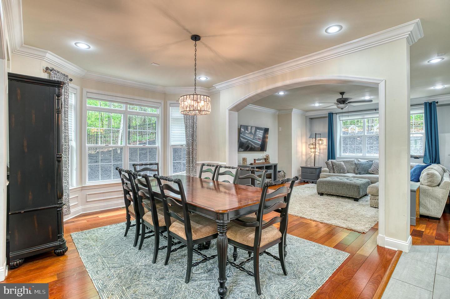 7140 BARRY RD, ALEXANDRIA, Virginia 22315, 5 Bedrooms Bedrooms, ,5 BathroomsBathrooms,Residential,For sale,7140 BARRY RD,VAFX2238200 MLS # VAFX2238200