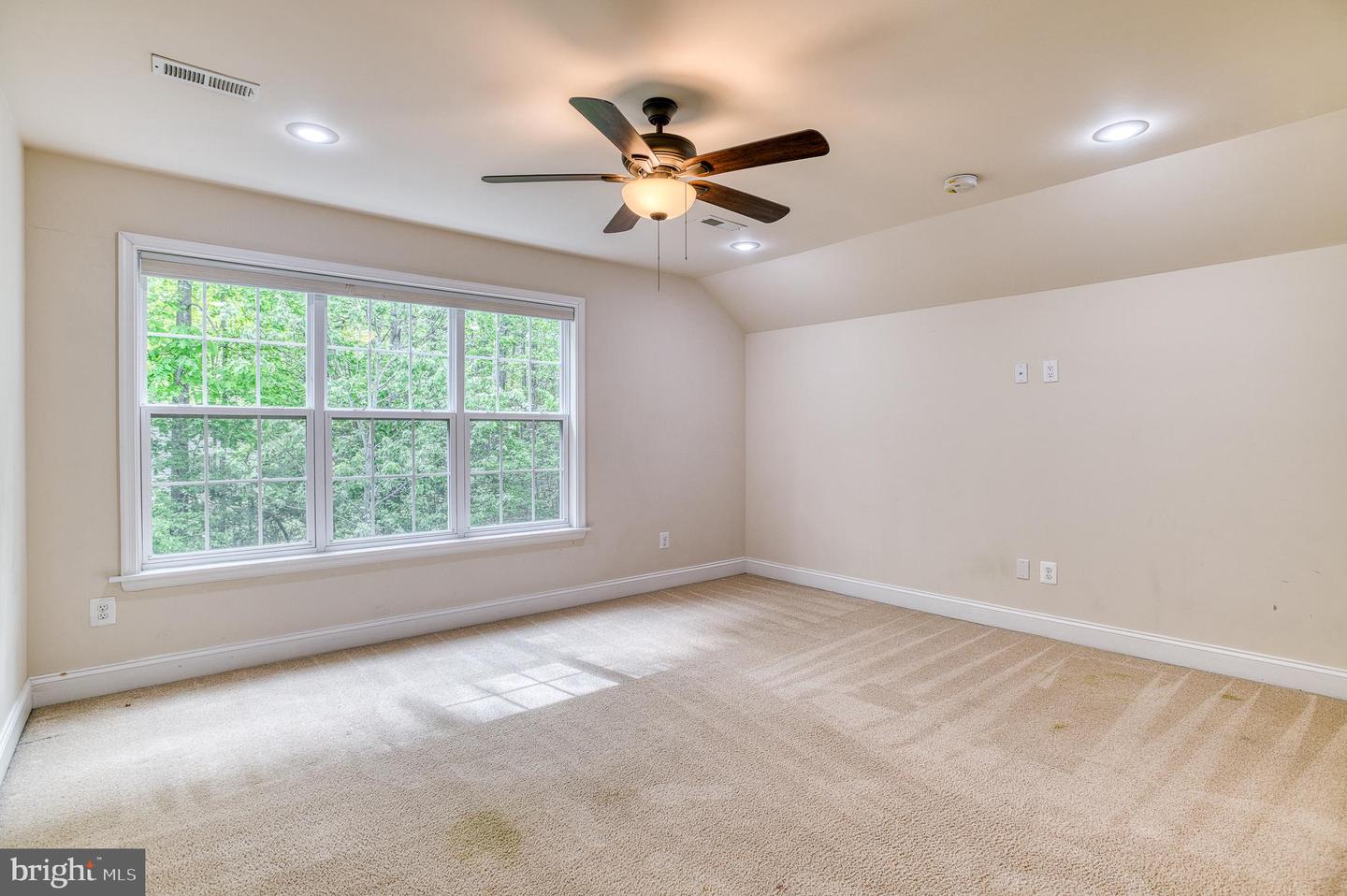 7140 BARRY RD, ALEXANDRIA, Virginia 22315, 5 Bedrooms Bedrooms, ,5 BathroomsBathrooms,Residential,For sale,7140 BARRY RD,VAFX2238200 MLS # VAFX2238200
