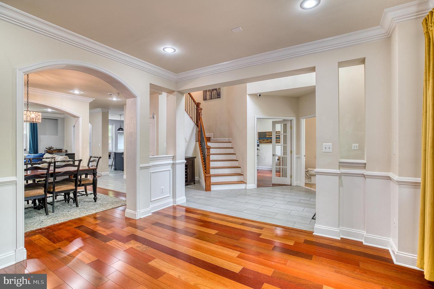 7140 BARRY RD, ALEXANDRIA, Virginia 22315, 5 Bedrooms Bedrooms, ,5 BathroomsBathrooms,Residential,For sale,7140 BARRY RD,VAFX2238200 MLS # VAFX2238200