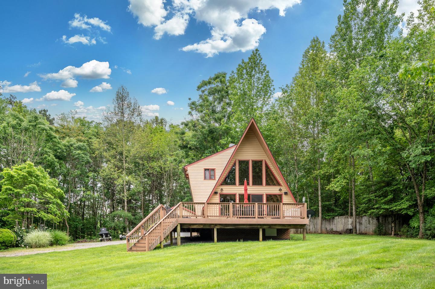 3477 ELK CREEK RD, MINERAL, Virginia 23117, 3 Bedrooms Bedrooms, ,2 BathroomsBathrooms,Residential,For sale,3477 ELK CREEK RD,VALA2007772 MLS # VALA2007772