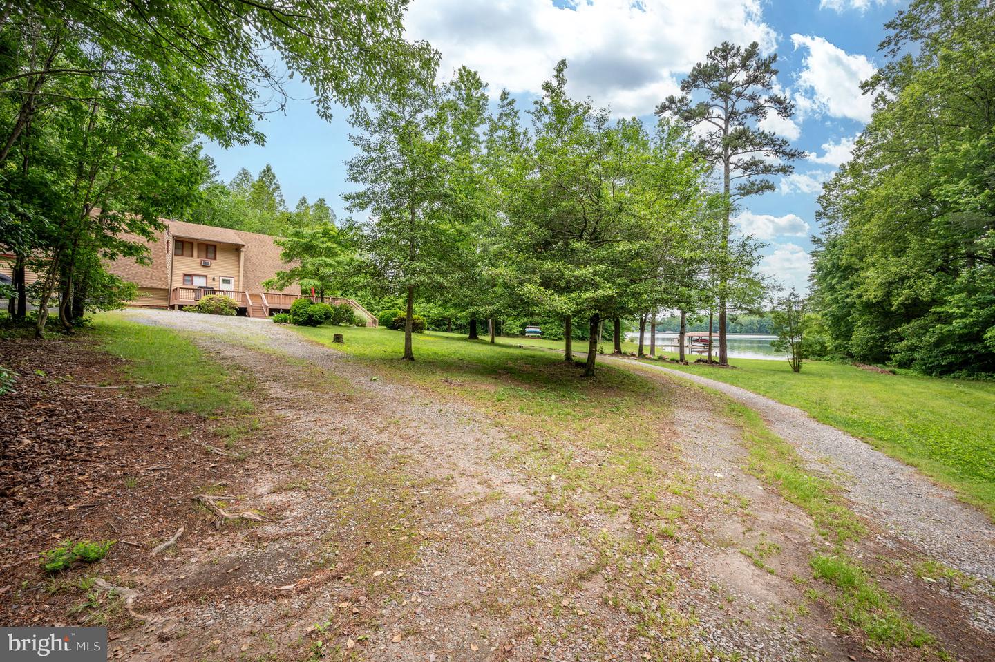 3477 ELK CREEK RD, MINERAL, Virginia 23117, 3 Bedrooms Bedrooms, ,2 BathroomsBathrooms,Residential,For sale,3477 ELK CREEK RD,VALA2007772 MLS # VALA2007772
