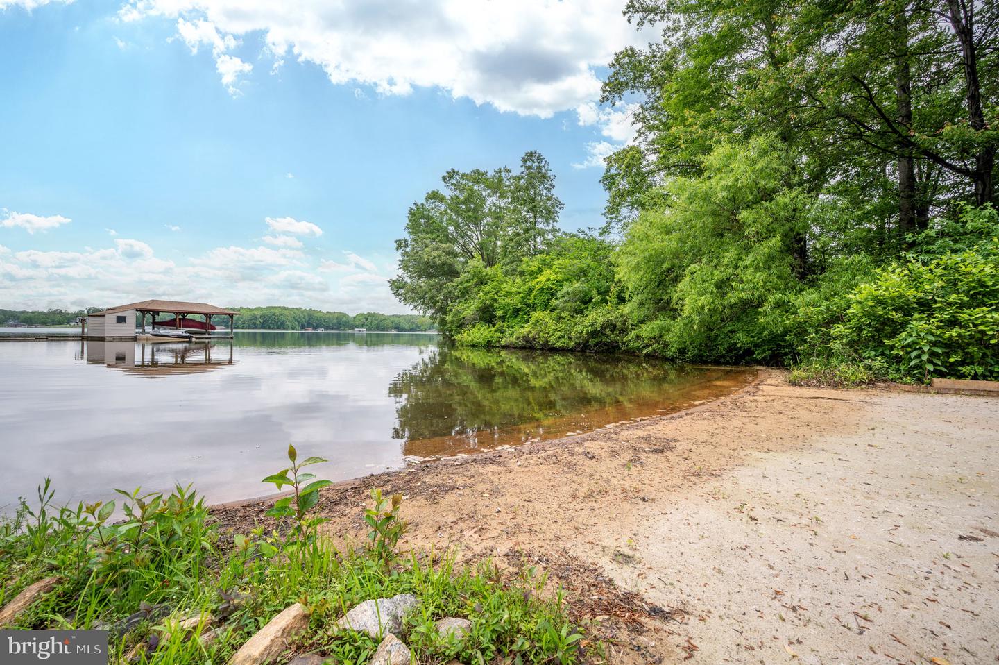 3477 ELK CREEK RD, MINERAL, Virginia 23117, 3 Bedrooms Bedrooms, ,2 BathroomsBathrooms,Residential,For sale,3477 ELK CREEK RD,VALA2007772 MLS # VALA2007772