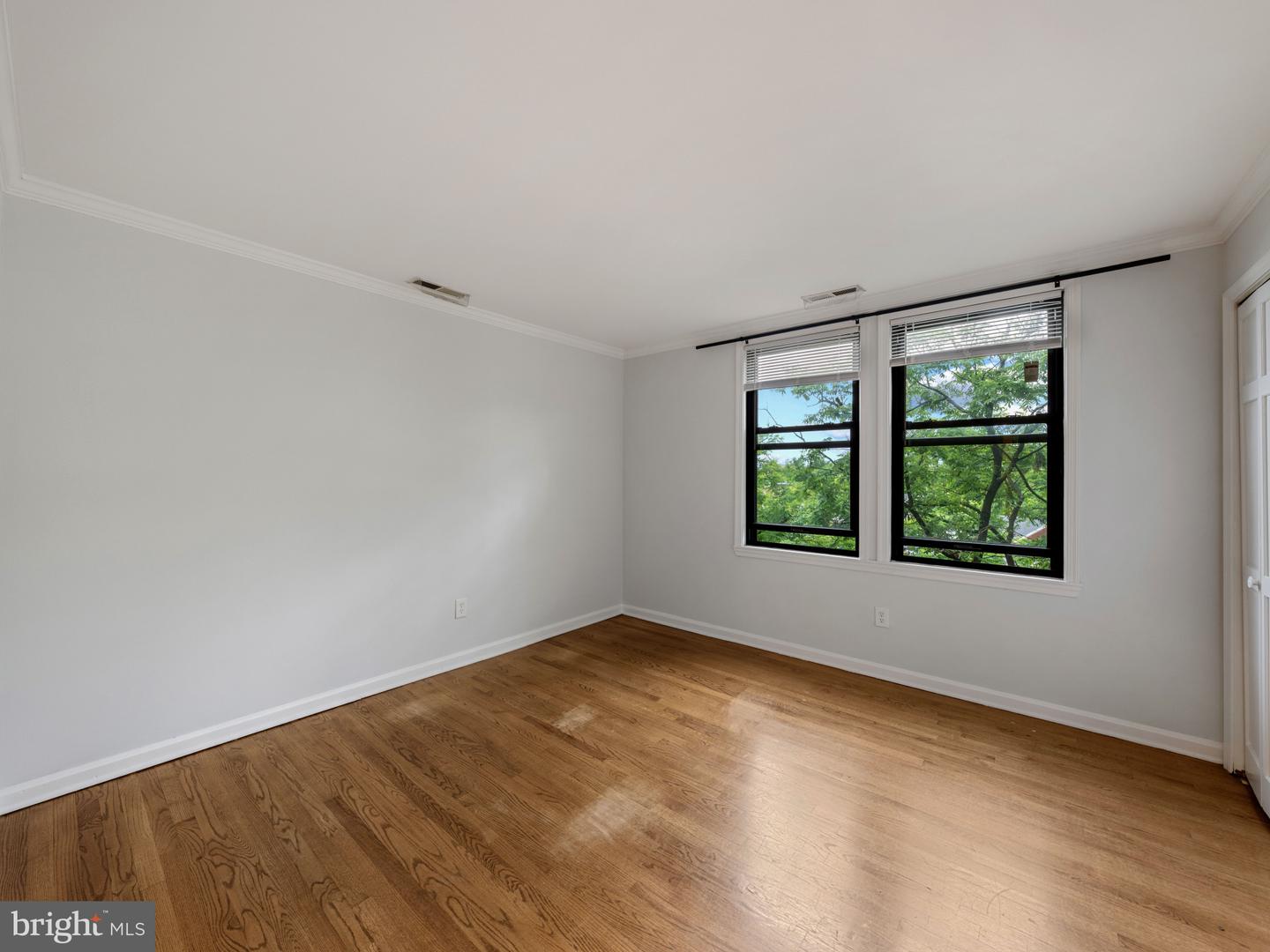 1661 PARK RD NW #403, WASHINGTON, District Of Columbia 20010, 1 Bedroom Bedrooms, ,1 BathroomBathrooms,Residential,For sale,1661 PARK RD NW #403,DCDC2198726 MLS # DCDC2198726