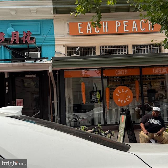 1661 PARK RD NW #403, WASHINGTON, District Of Columbia 20010, 1 Bedroom Bedrooms, ,1 BathroomBathrooms,Residential,For sale,1661 PARK RD NW #403,DCDC2198726 MLS # DCDC2198726