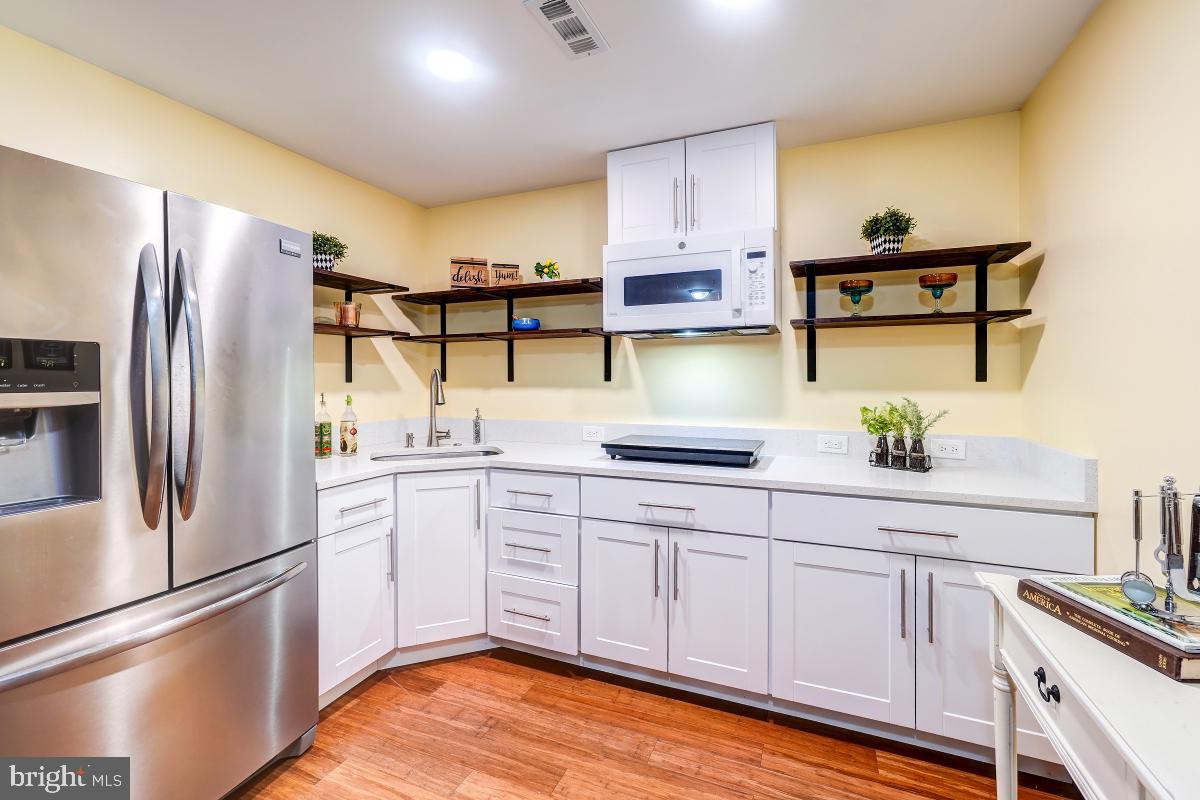 20662 ASHLEAF CT, STERLING, Virginia 20165, 4 Bedrooms Bedrooms, ,3 BathroomsBathrooms,Residential,For sale,20662 ASHLEAF CT,VALO2095436 MLS # VALO2095436
