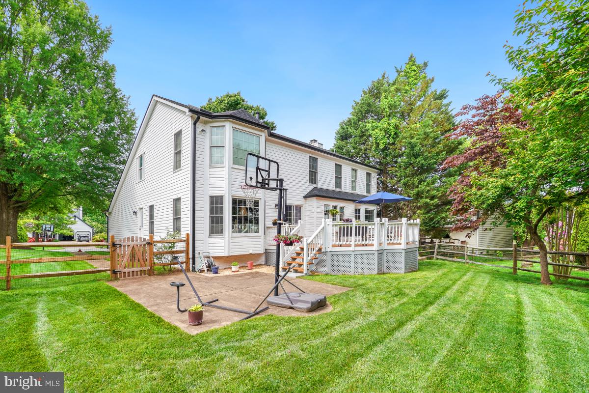 20662 ASHLEAF CT, STERLING, Virginia 20165, 4 Bedrooms Bedrooms, ,3 BathroomsBathrooms,Residential,For sale,20662 ASHLEAF CT,VALO2095436 MLS # VALO2095436