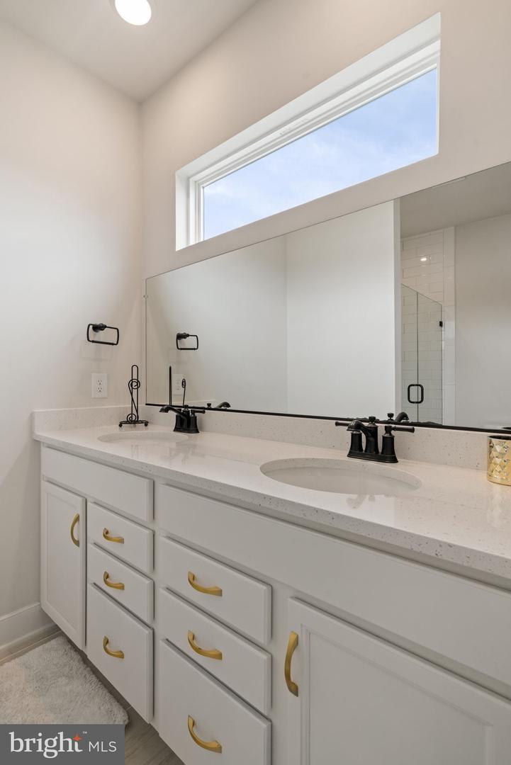 17303 TURNSTONE DR, DUMFRIES, Virginia 22026, 3 Bedrooms Bedrooms, ,3 BathroomsBathrooms,Residential,For sale,17303 TURNSTONE DR,VAPW2093792 MLS # VAPW2093792