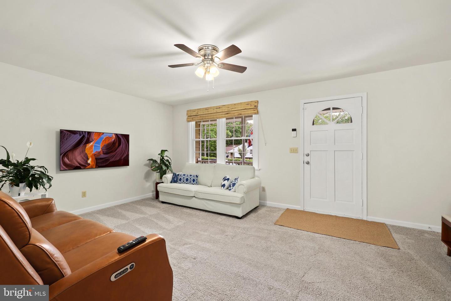309 CAMDEN DR, FREDERICKSBURG, Virginia 22405, 3 Bedrooms Bedrooms, ,2 BathroomsBathrooms,Residential,For sale,309 CAMDEN DR,VAST2038522 MLS # VAST2038522