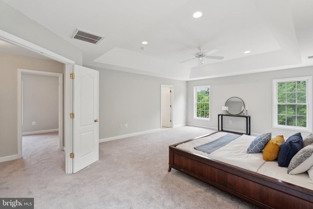 10800 GORDON RD, SPOTSYLVANIA, Virginia 22553, 4 Bedrooms Bedrooms, ,3 BathroomsBathrooms,Residential,10800 GORDON RD,VASP2032968 MLS # VASP2032968