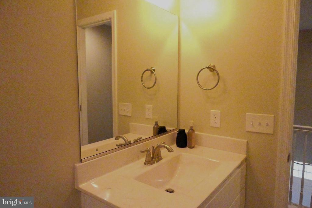 11400 ALVIN, CULPEPER, Virginia 22701, 4 Bedrooms Bedrooms, ,3 BathroomsBathrooms,Residential,11400 ALVIN,VACU2010564 MLS # VACU2010564