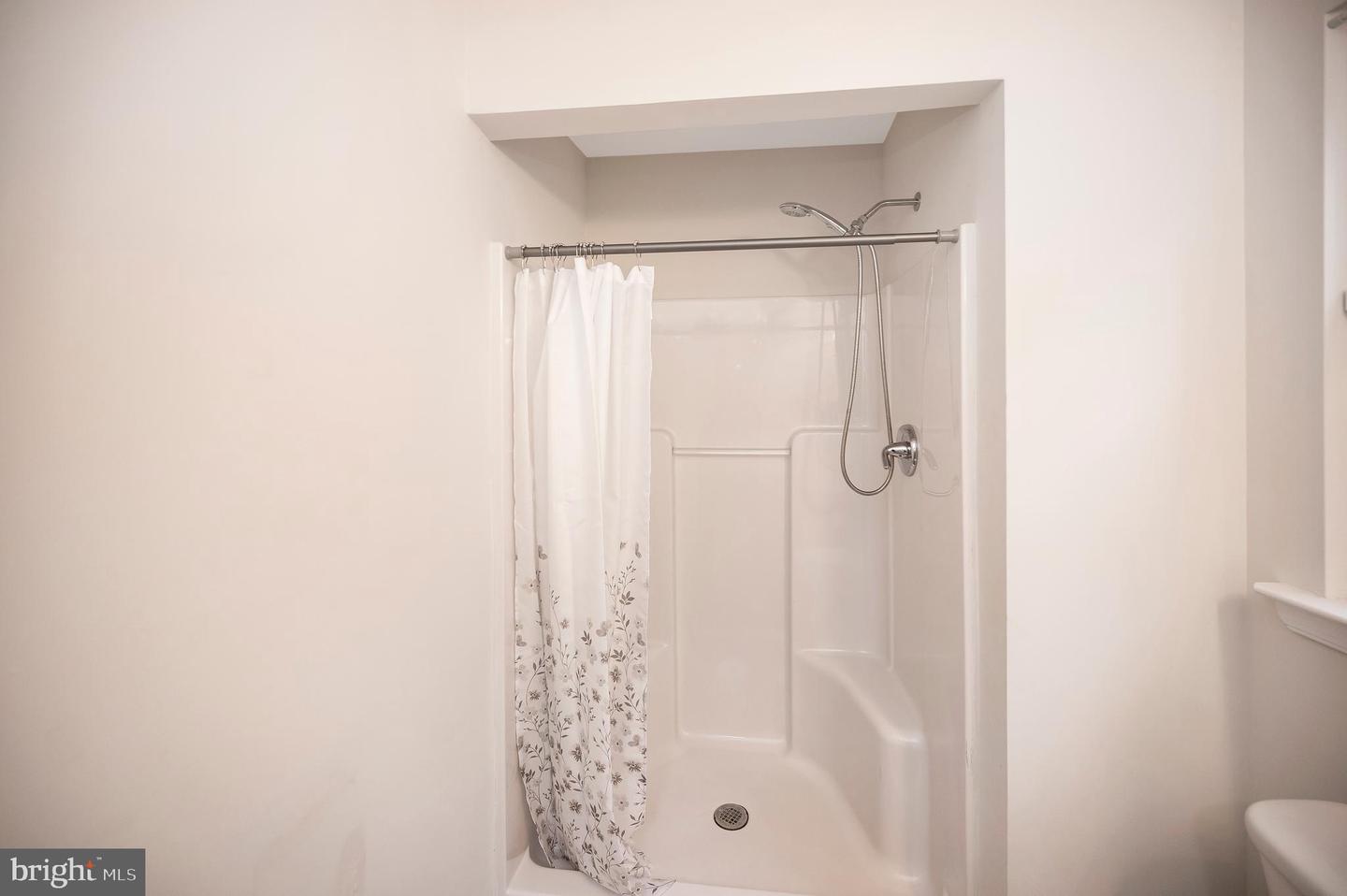 4401 WEXHAM CT, FREDERICKSBURG, Virginia 22408, 5 Bedrooms Bedrooms, ,4 BathroomsBathrooms,Residential,For sale,4401 WEXHAM CT,VASP2032814 MLS # VASP2032814