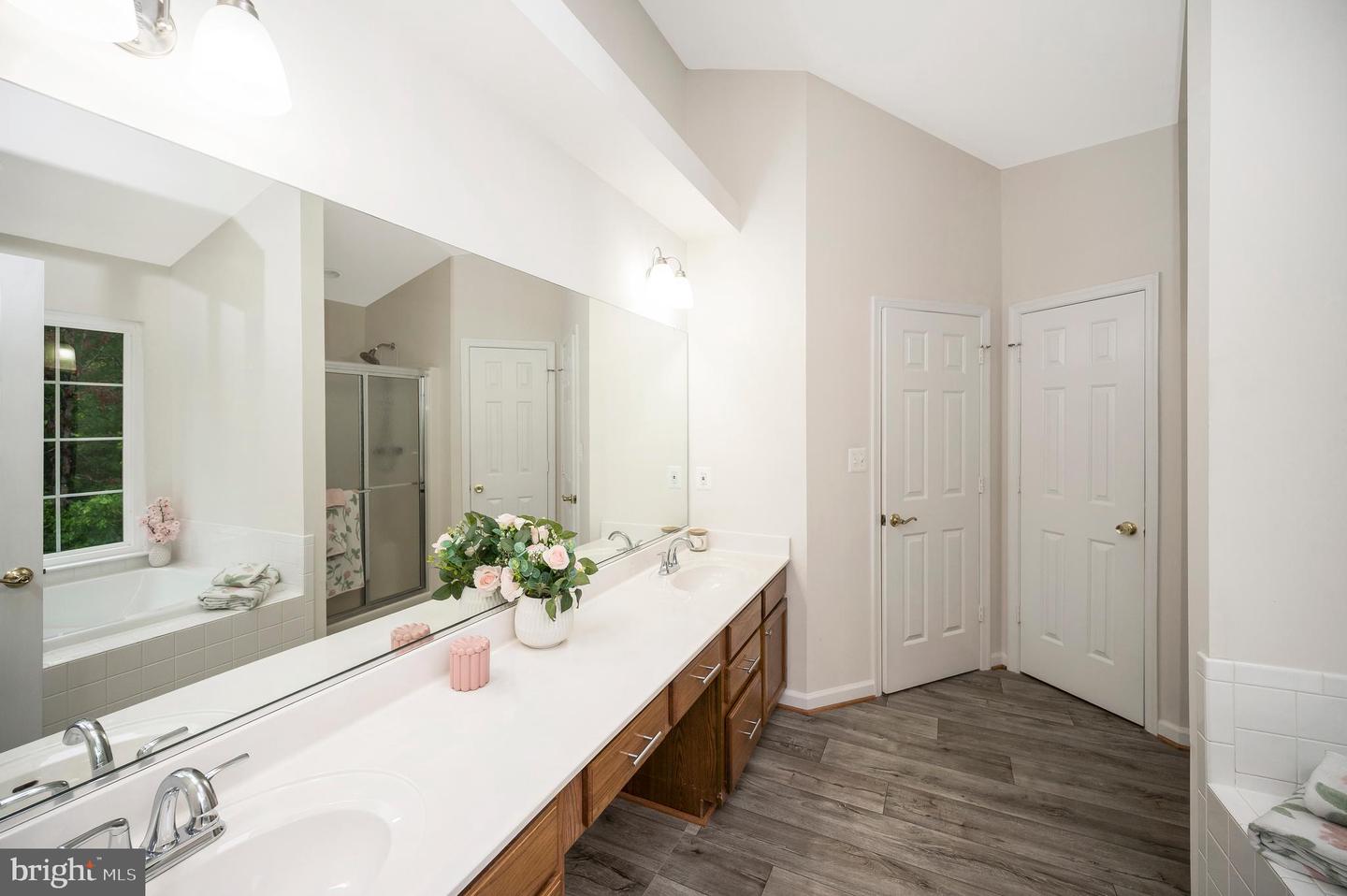 4401 WEXHAM CT, FREDERICKSBURG, Virginia 22408, 5 Bedrooms Bedrooms, ,4 BathroomsBathrooms,Residential,For sale,4401 WEXHAM CT,VASP2032814 MLS # VASP2032814