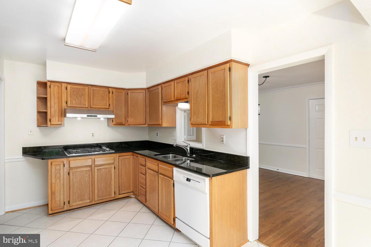 1915 SHANNON CT, ALEXANDRIA, Virginia 22306, 4 Bedrooms Bedrooms, ,3 BathroomsBathrooms,Residential,For sale,1915 SHANNON CT,VAFX2238908 MLS # VAFX2238908