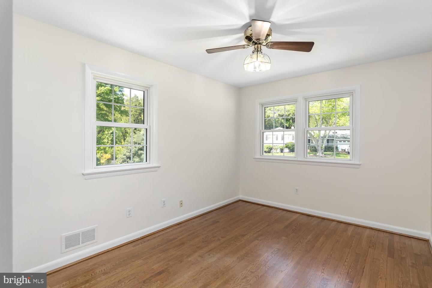1915 SHANNON CT, ALEXANDRIA, Virginia 22306, 4 Bedrooms Bedrooms, ,3 BathroomsBathrooms,Residential,For sale,1915 SHANNON CT,VAFX2238908 MLS # VAFX2238908