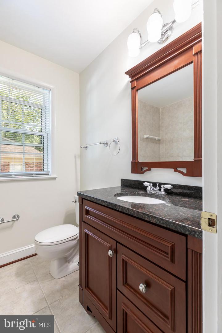1915 SHANNON CT, ALEXANDRIA, Virginia 22306, 4 Bedrooms Bedrooms, ,3 BathroomsBathrooms,Residential,For sale,1915 SHANNON CT,VAFX2238908 MLS # VAFX2238908