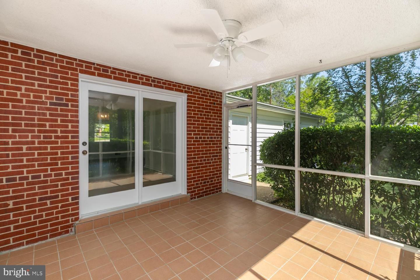1915 SHANNON CT, ALEXANDRIA, Virginia 22306, 4 Bedrooms Bedrooms, ,3 BathroomsBathrooms,Residential,For sale,1915 SHANNON CT,VAFX2238908 MLS # VAFX2238908