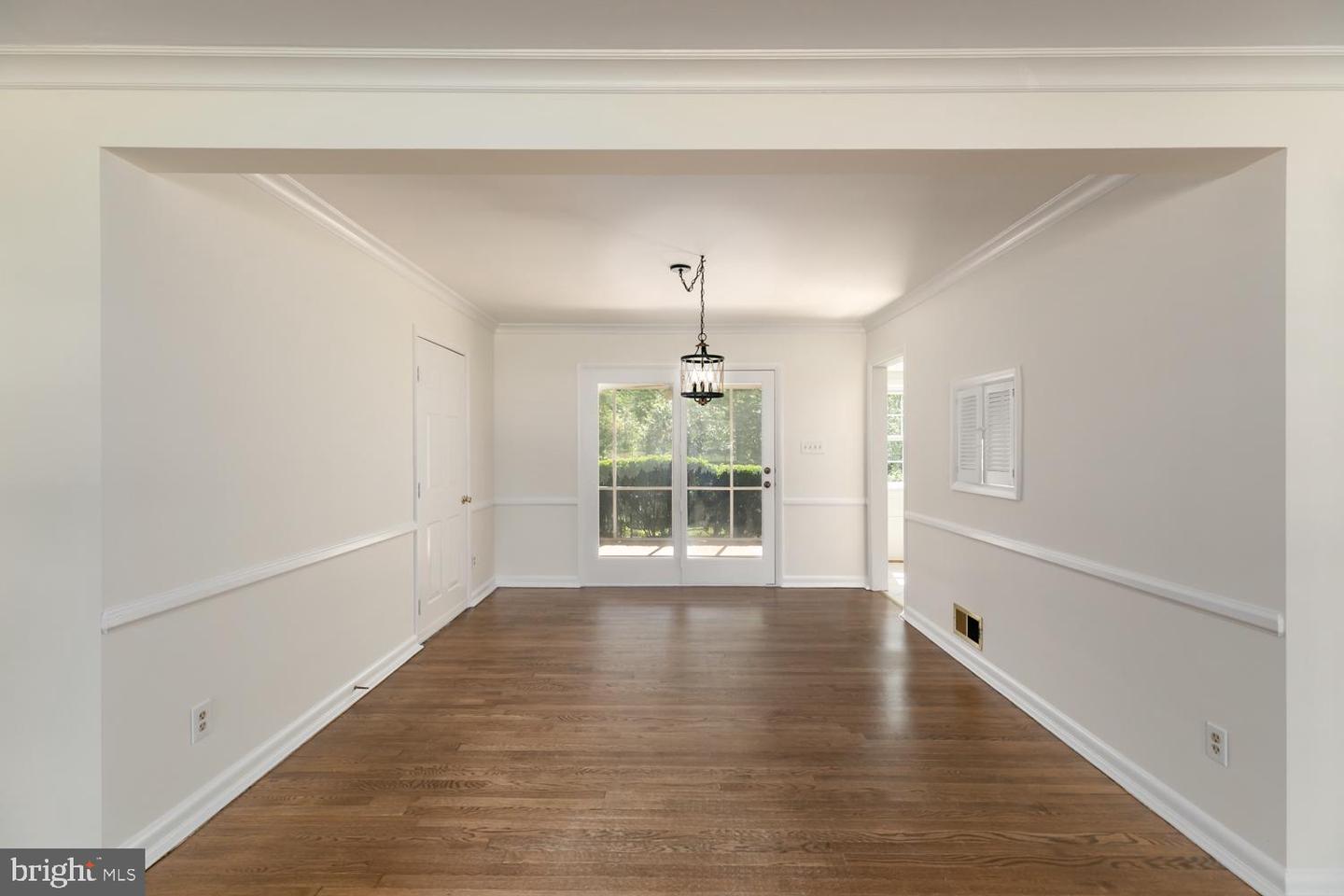 1915 SHANNON CT, ALEXANDRIA, Virginia 22306, 4 Bedrooms Bedrooms, ,3 BathroomsBathrooms,Residential,For sale,1915 SHANNON CT,VAFX2238908 MLS # VAFX2238908