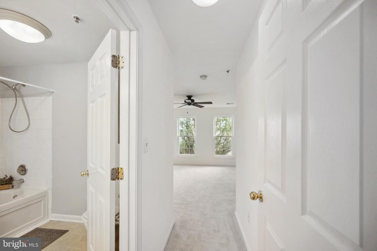 24764 STONE STATION TER, ALDIE, Virginia 20105, 2 Bedrooms Bedrooms, ,2 BathroomsBathrooms,Residential,For sale,24764 STONE STATION TER,VALO2095504 MLS # VALO2095504