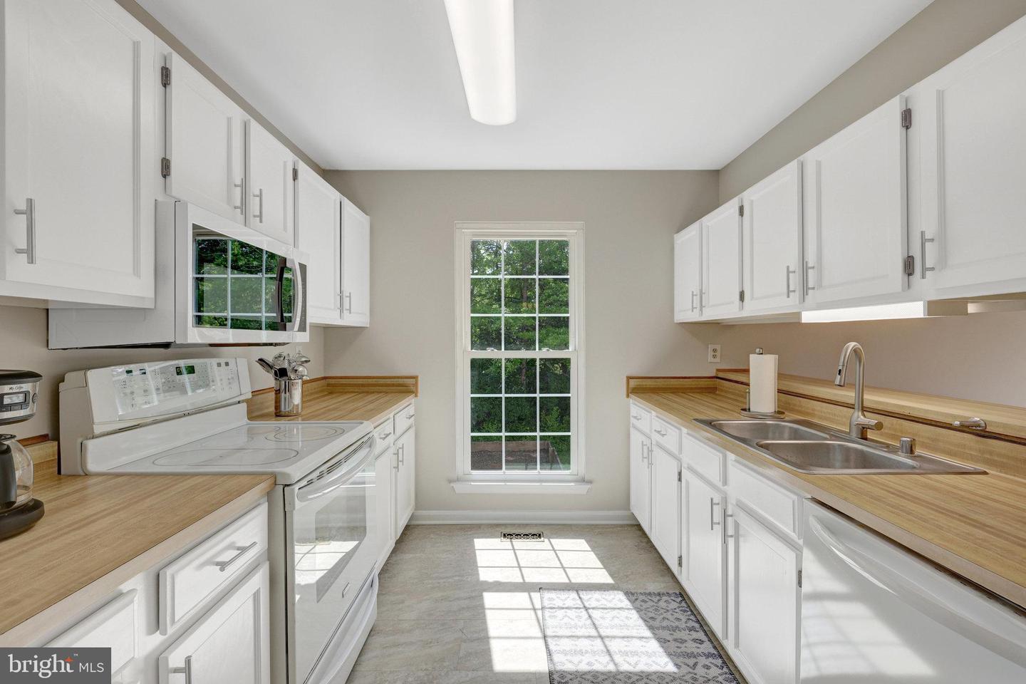 73 MCPHERSON CIR, STERLING, Virginia 20165, 3 Bedrooms Bedrooms, ,2 BathroomsBathrooms,Residential,For sale,73 MCPHERSON CIR,VALO2095576 MLS # VALO2095576