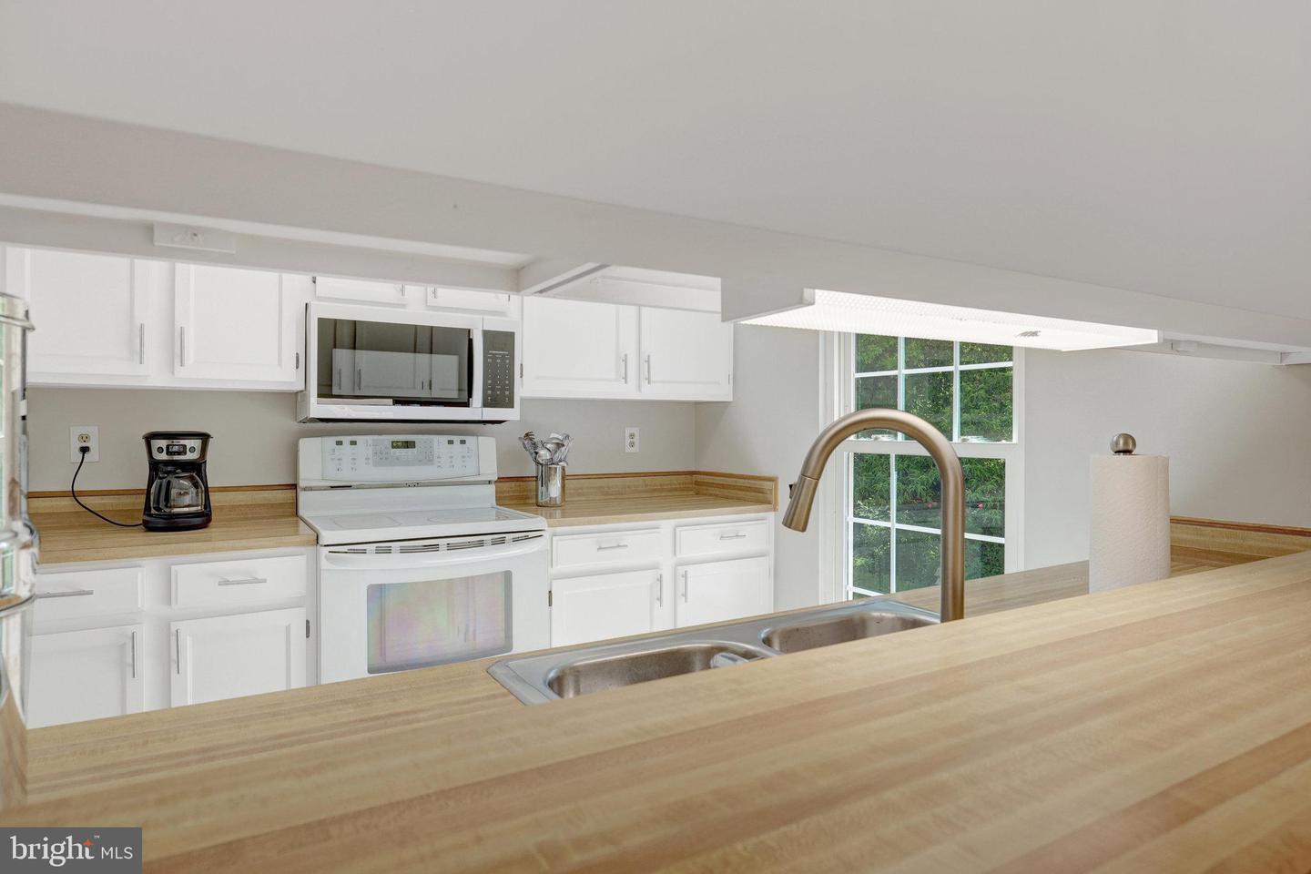 73 MCPHERSON CIR, STERLING, Virginia 20165, 3 Bedrooms Bedrooms, ,2 BathroomsBathrooms,Residential,For sale,73 MCPHERSON CIR,VALO2095576 MLS # VALO2095576
