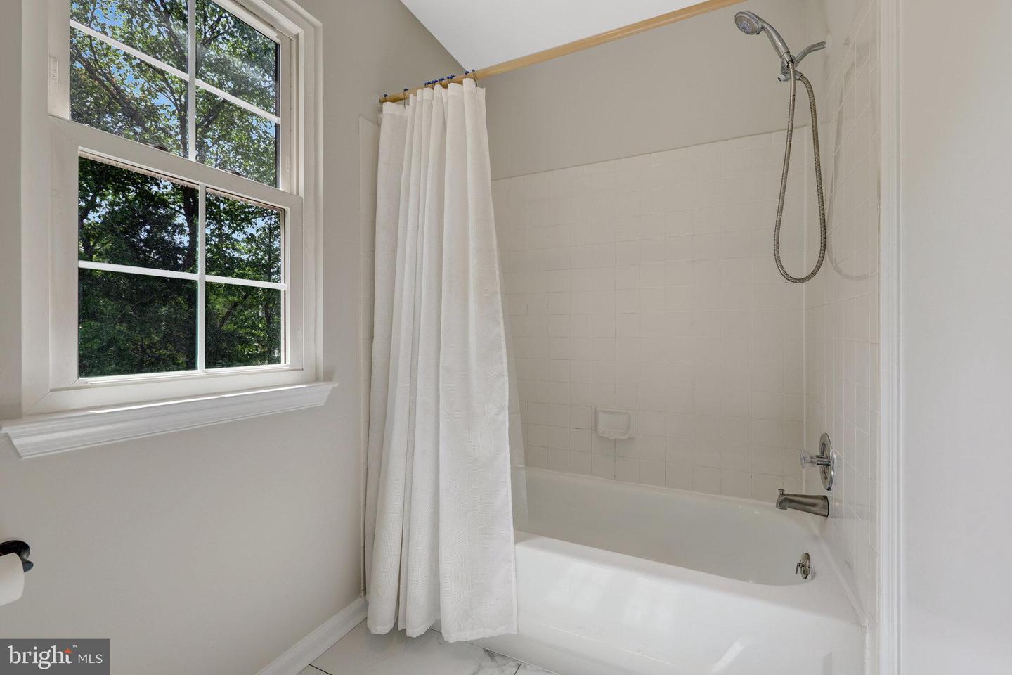 73 MCPHERSON CIR, STERLING, Virginia 20165, 3 Bedrooms Bedrooms, ,2 BathroomsBathrooms,Residential,For sale,73 MCPHERSON CIR,VALO2095576 MLS # VALO2095576