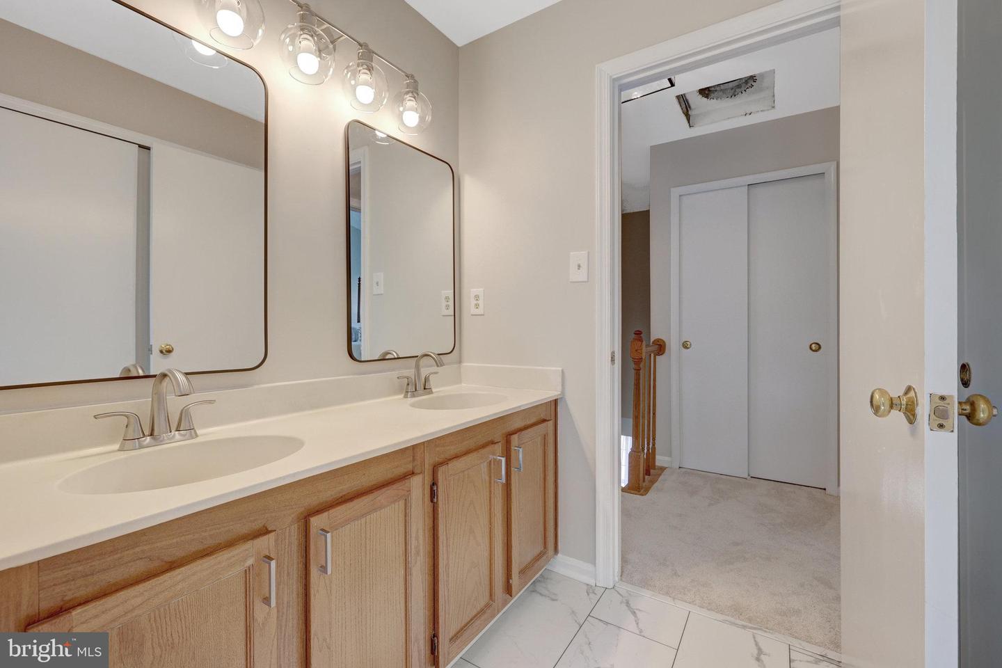 73 MCPHERSON CIR, STERLING, Virginia 20165, 3 Bedrooms Bedrooms, ,2 BathroomsBathrooms,Residential,For sale,73 MCPHERSON CIR,VALO2095576 MLS # VALO2095576