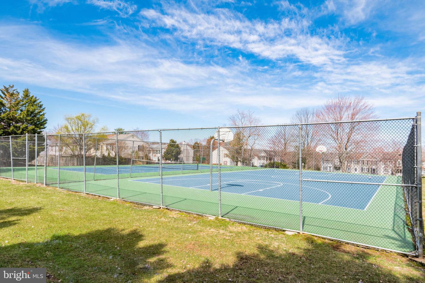 73 MCPHERSON CIR, STERLING, Virginia 20165, 3 Bedrooms Bedrooms, ,2 BathroomsBathrooms,Residential,For sale,73 MCPHERSON CIR,VALO2095576 MLS # VALO2095576