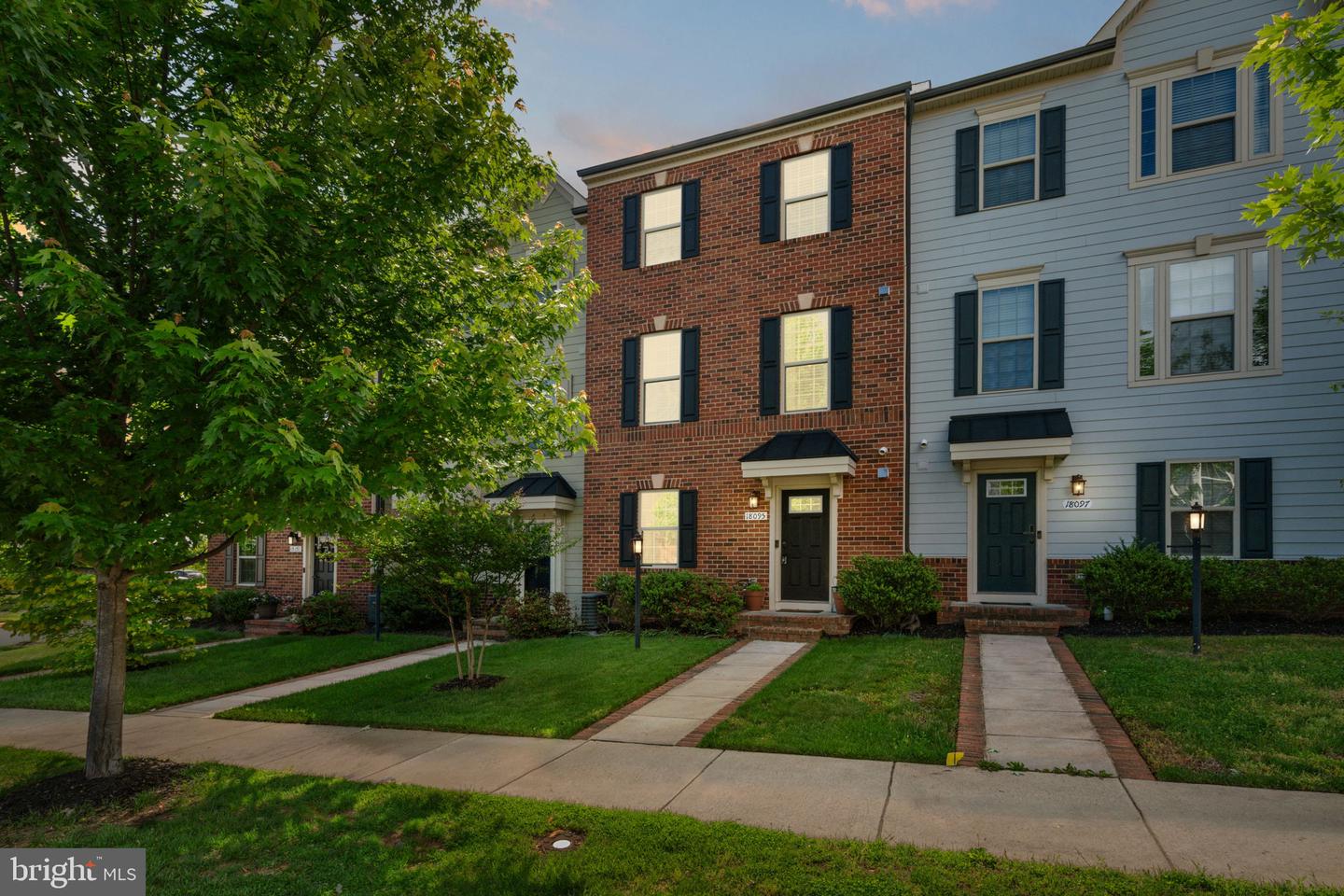 18095 RED MULBERRY RD, DUMFRIES, Virginia 22026, 4 Bedrooms Bedrooms, ,3 BathroomsBathrooms,Residential,For sale,18095 RED MULBERRY RD,VAPW2093970 MLS # VAPW2093970