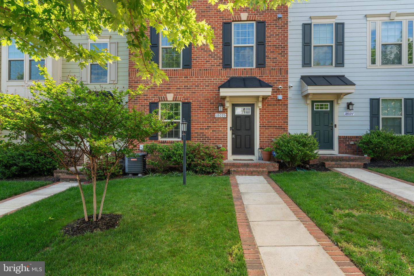 18095 RED MULBERRY RD, DUMFRIES, Virginia 22026, 4 Bedrooms Bedrooms, ,3 BathroomsBathrooms,Residential,For sale,18095 RED MULBERRY RD,VAPW2093970 MLS # VAPW2093970