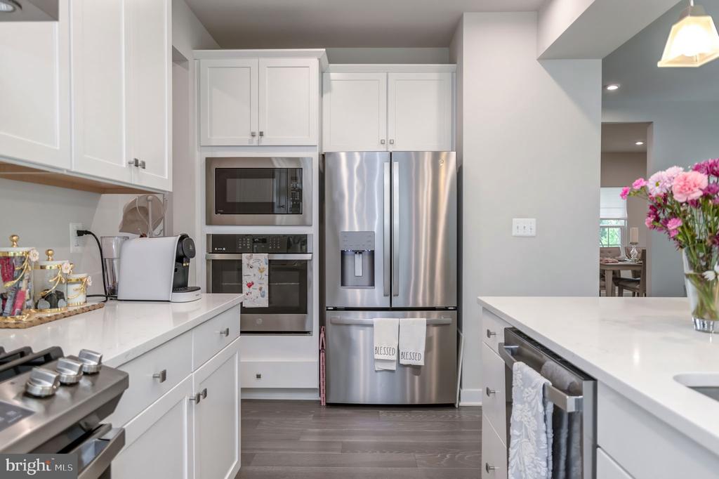11316 OAKVILLE LN, SPOTSYLVANIA, Virginia 22551, 5 Bedrooms Bedrooms, ,3 BathroomsBathrooms,Residential,11316 OAKVILLE LN,VASP2033036 MLS # VASP2033036