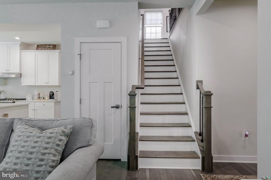 11316 OAKVILLE LN, SPOTSYLVANIA, Virginia 22551, 5 Bedrooms Bedrooms, ,3 BathroomsBathrooms,Residential,11316 OAKVILLE LN,VASP2033036 MLS # VASP2033036