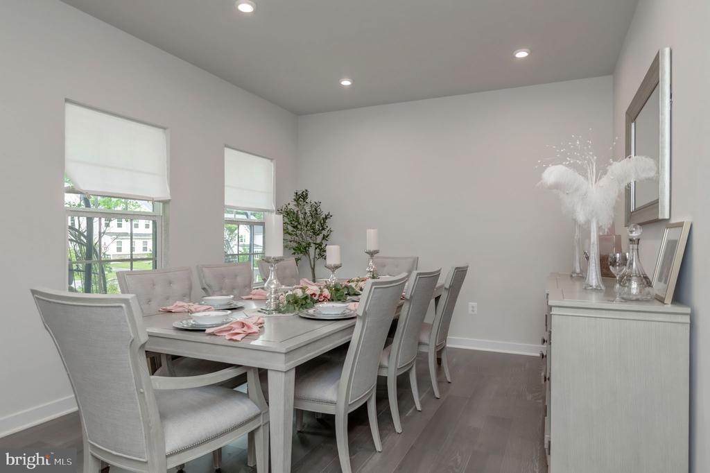 11316 OAKVILLE LN, SPOTSYLVANIA, Virginia 22551, 5 Bedrooms Bedrooms, ,3 BathroomsBathrooms,Residential,11316 OAKVILLE LN,VASP2033036 MLS # VASP2033036
