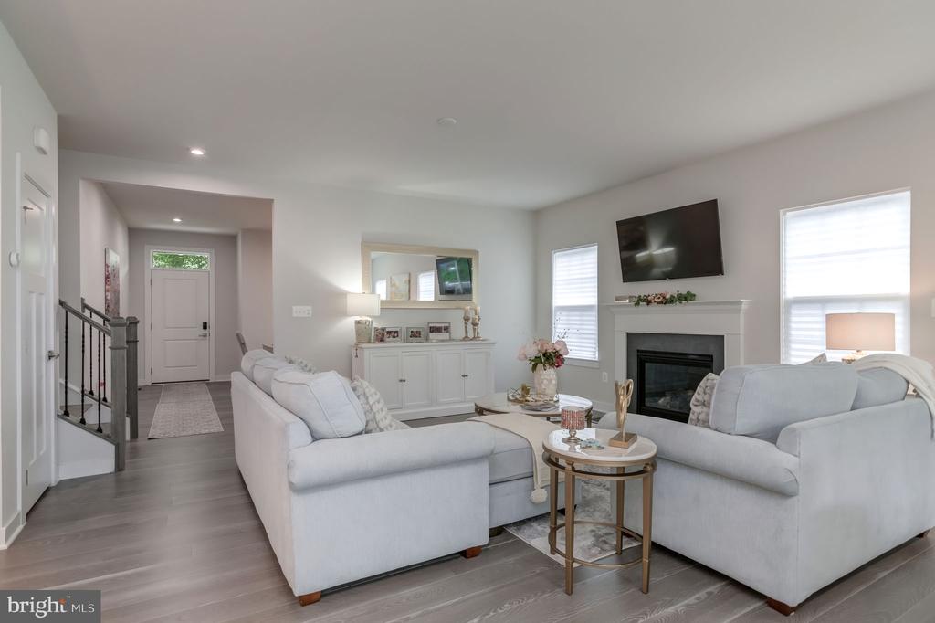 11316 OAKVILLE LN, SPOTSYLVANIA, Virginia 22551, 5 Bedrooms Bedrooms, ,3 BathroomsBathrooms,Residential,11316 OAKVILLE LN,VASP2033036 MLS # VASP2033036